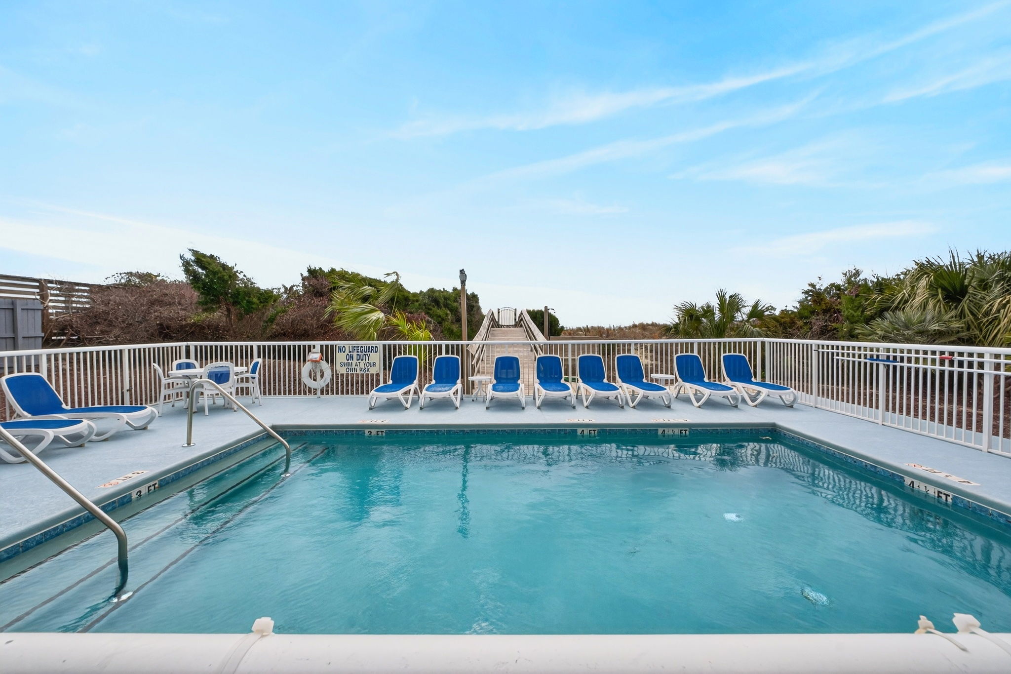 Oceanview Pool | Sea Gull | 201 Oceanview | 1116 Ocean Blvd, Isle of Palms, SC | IOP Escapes