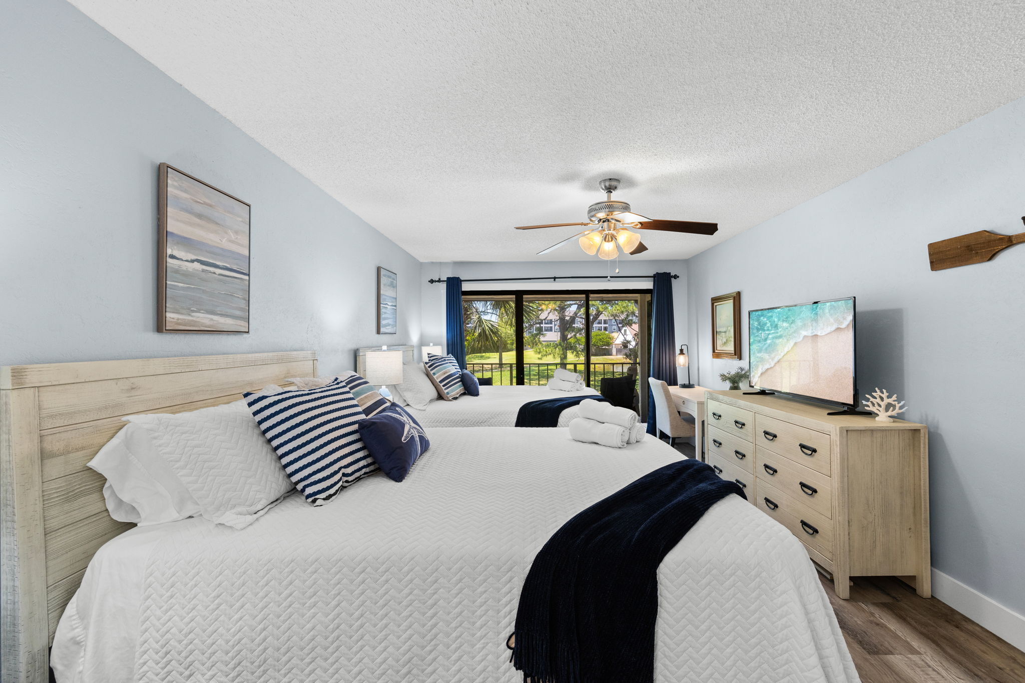 Ceiling Fan | Smart TV