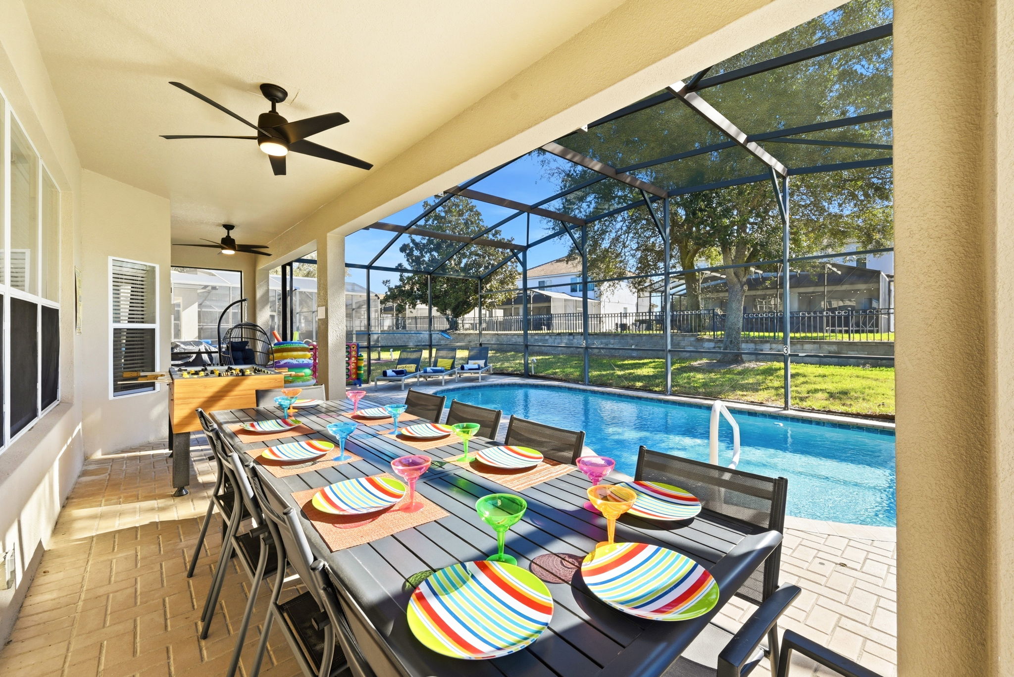 Eat dinner out by the pool