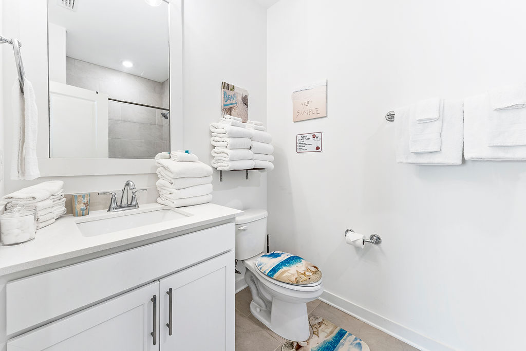 Full Bathroom #2 - Clean, modern bathroom with fresh linens and essential amenities