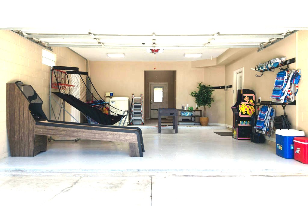 Enjoy endless entertainment with our private arcade, foosball, skeeball, and basketball games — perfect for friendly competitions! Then grab the provided beach gear and make your way to the sand for more outdoor fun.