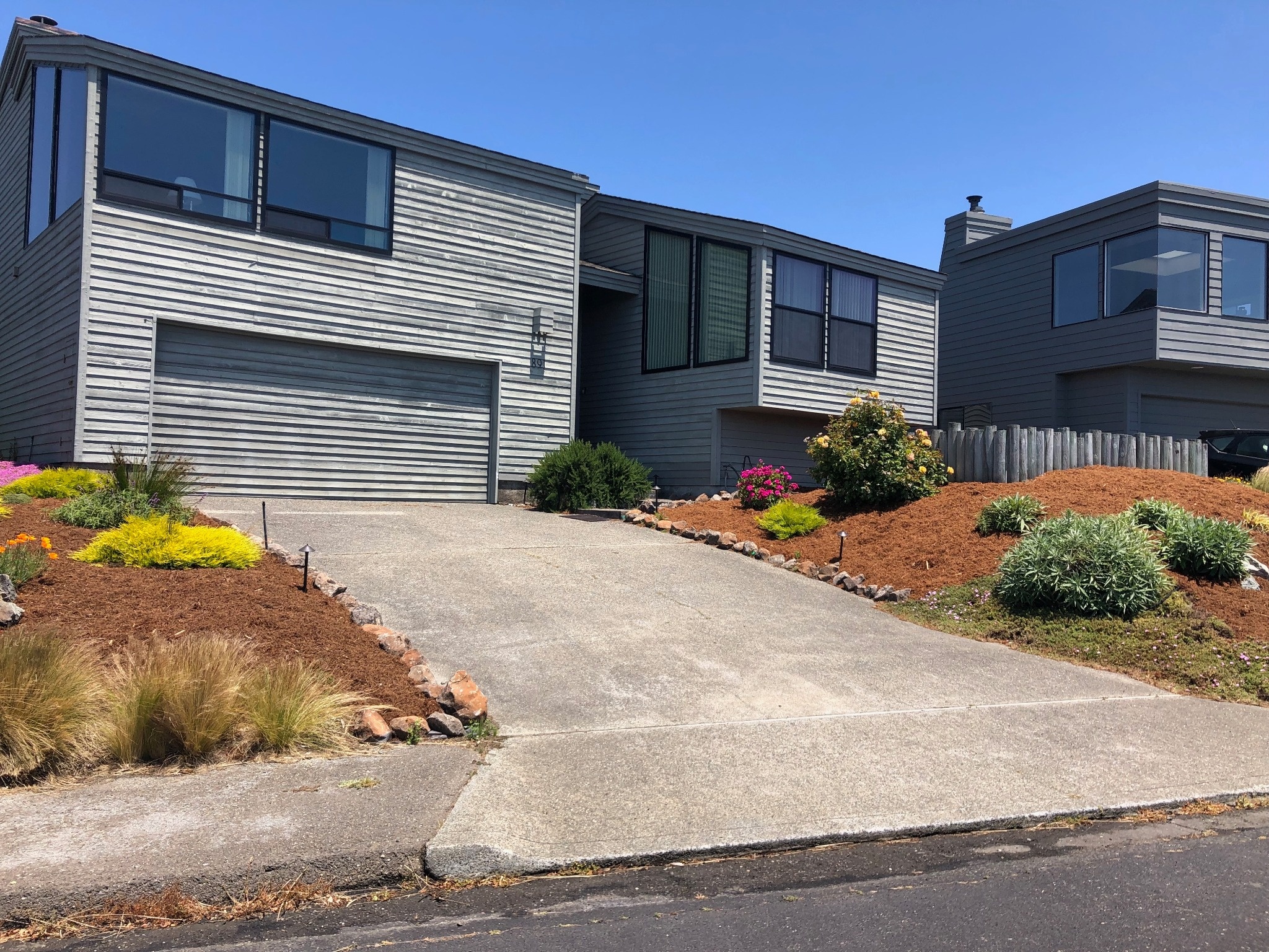 On Gull Drive with 2 beach access trails just 1/4 mile from beach sand