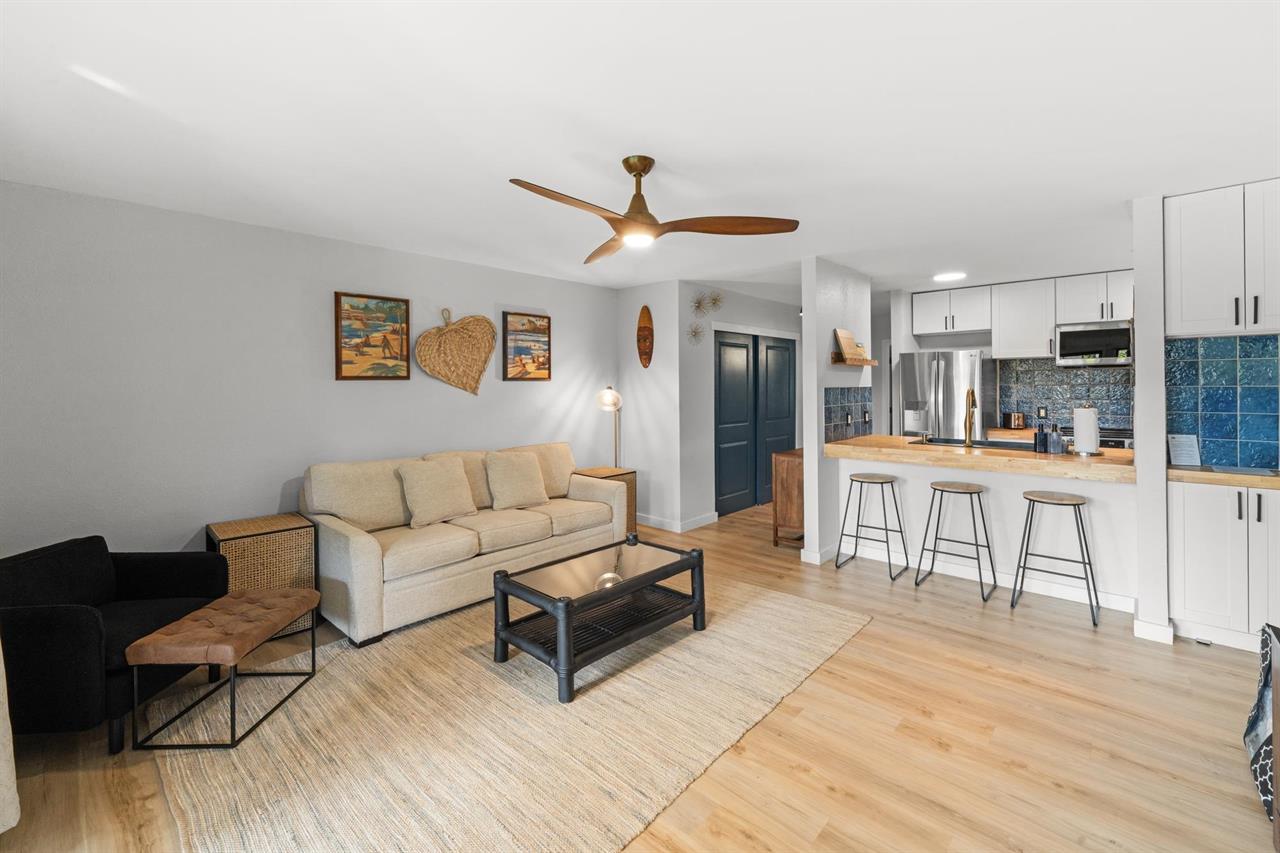 Livng area with sofa bed