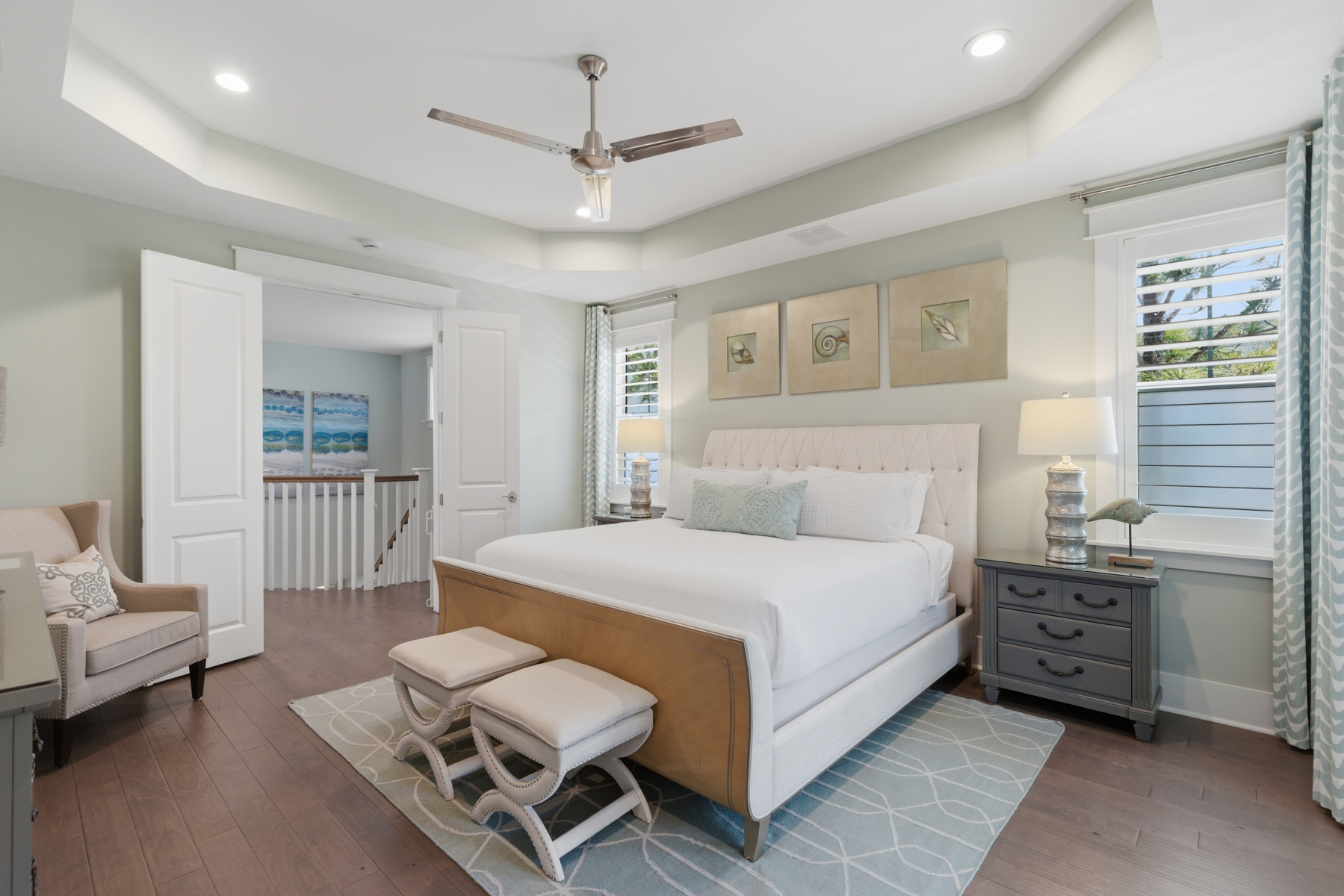 Up Master Suite with Private Poch 