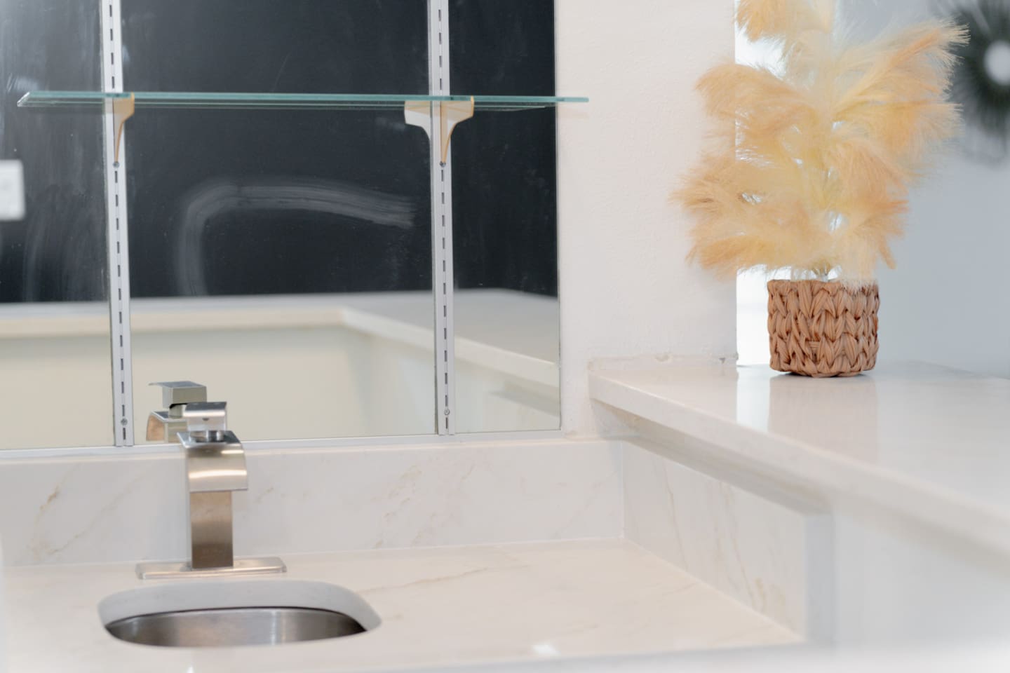 Wet bar for entertaining