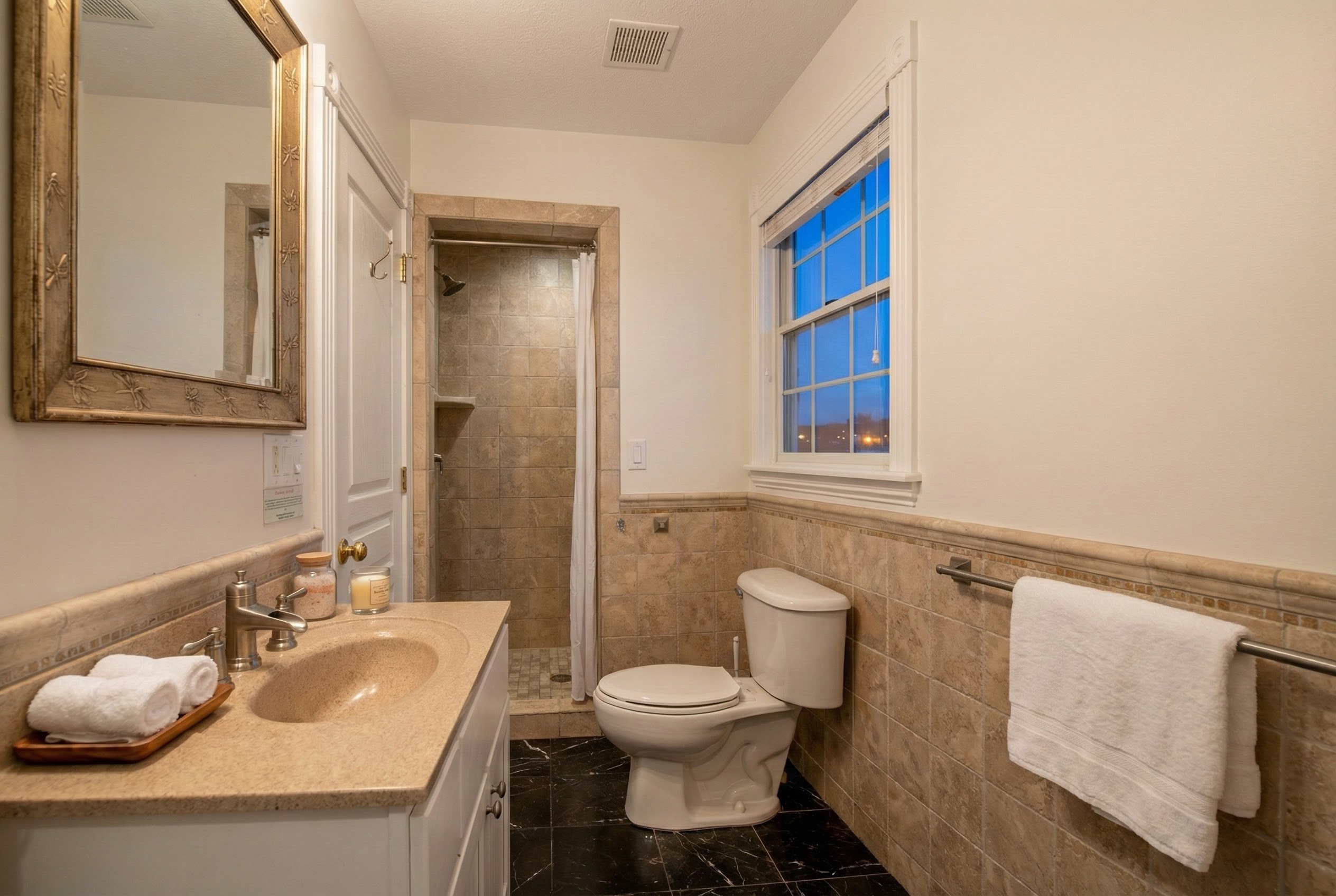 The Hemingway — Master Bath