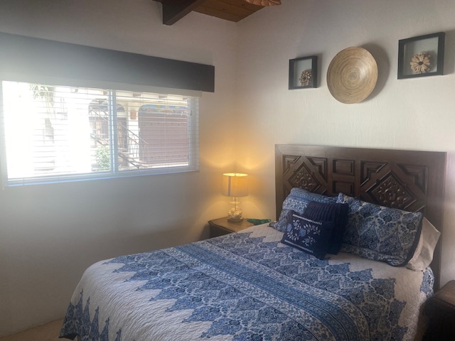 Guest Room with Queen Bed