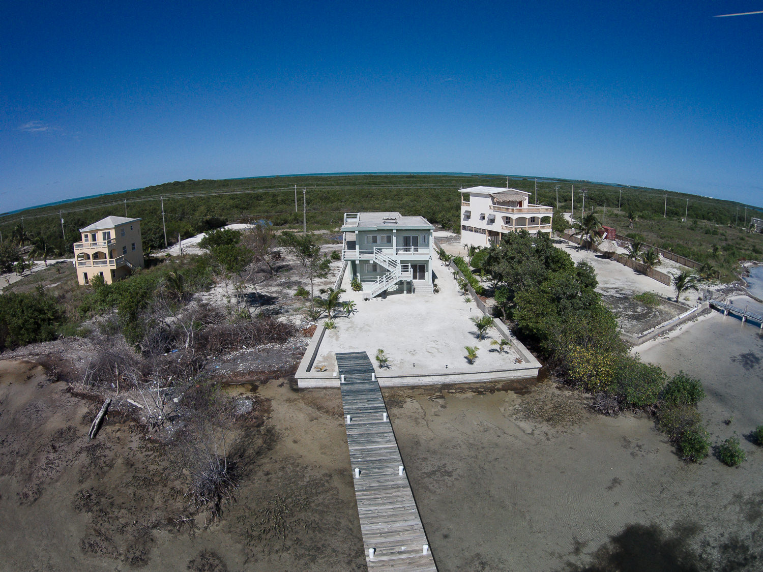 Casa Conch | Spacious 2-Level Ocean Retreat 3