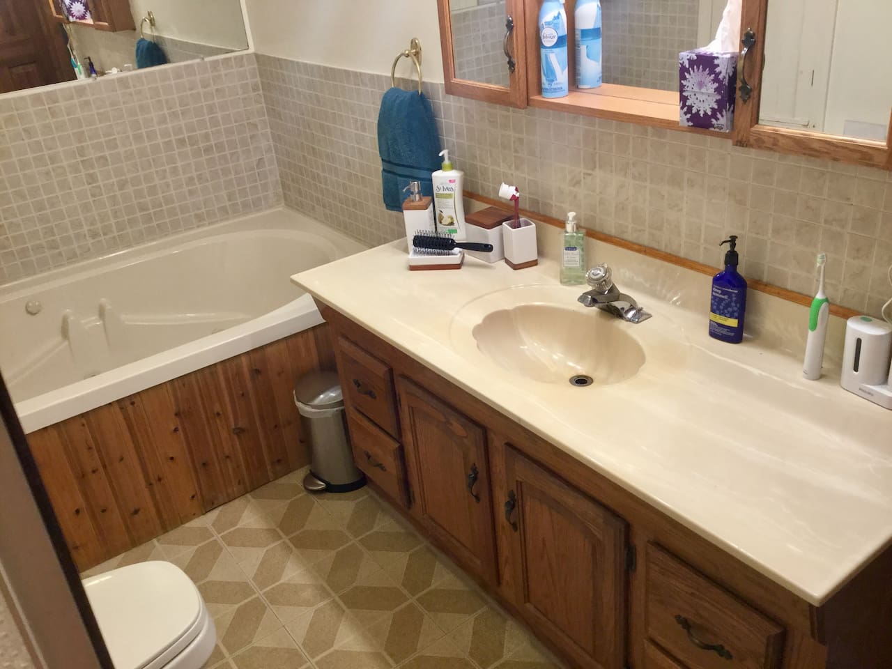 Master Bathroom with Jacuzzi.