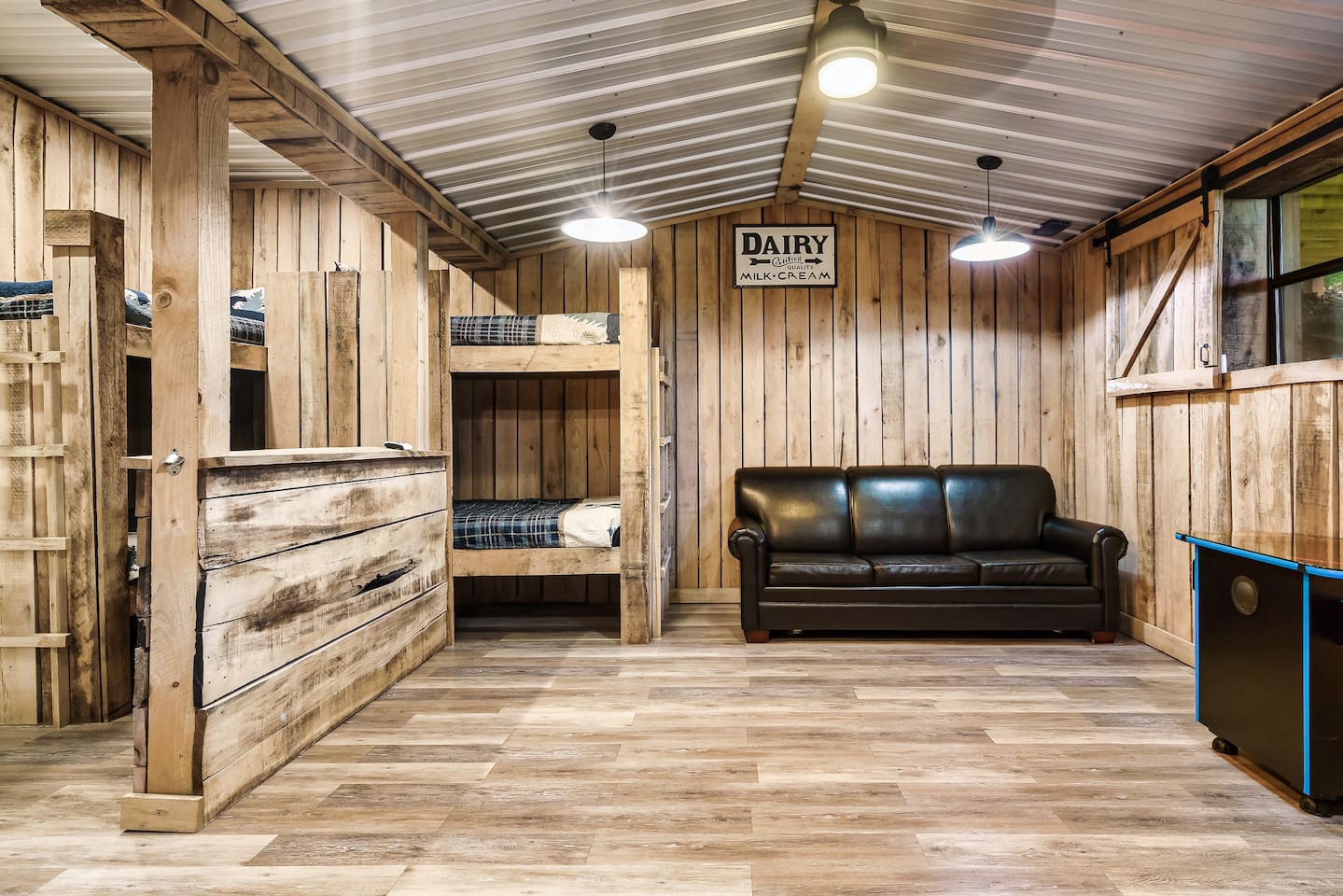 bunk beds - downstairs