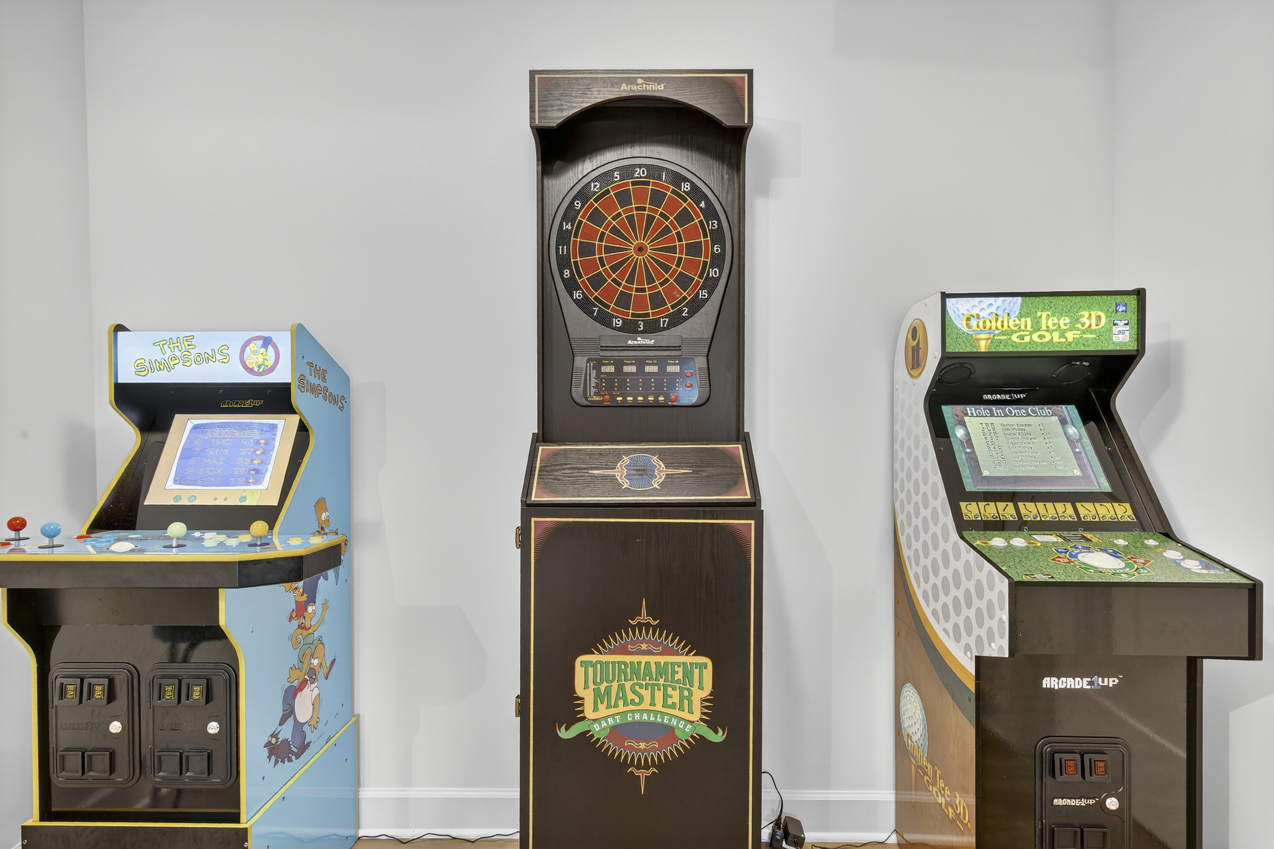 Level up your vacation in thFrom nostalgic video games to darts, this luxury game nook delivers fun and friendly competition for guests of all ages.