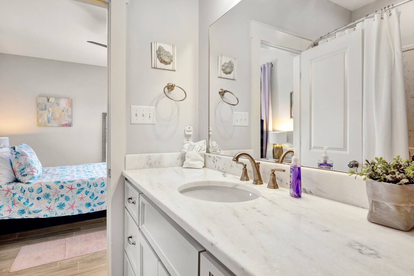 Full bathroom in Left Master Suite