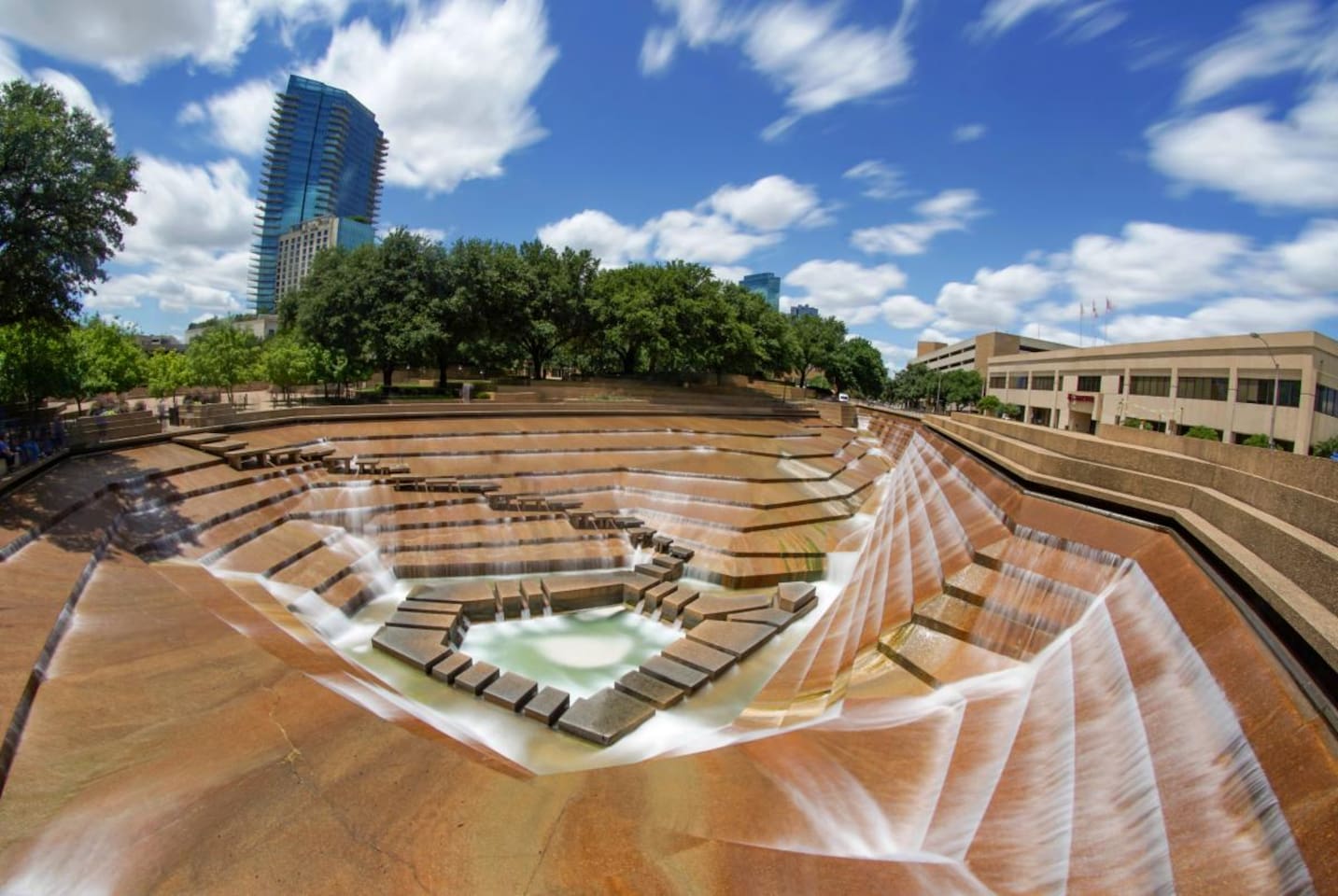 Beautiful Water Gardens-5 mins/ 2.8 miles