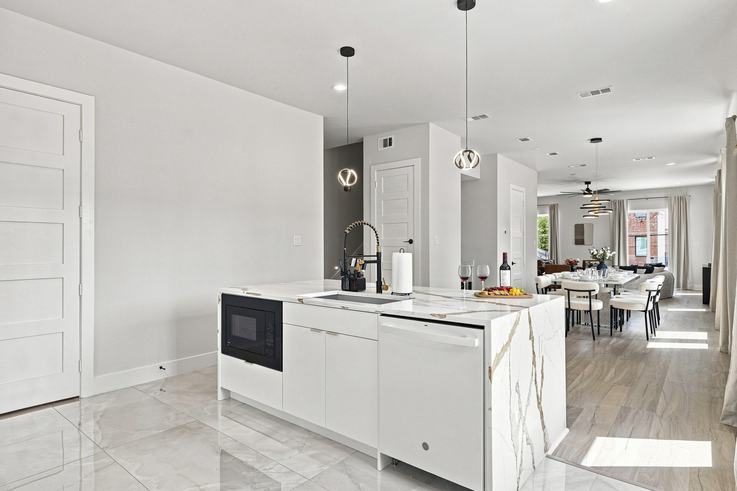 Sleek design and modern amenities perfect for culinary adventures!