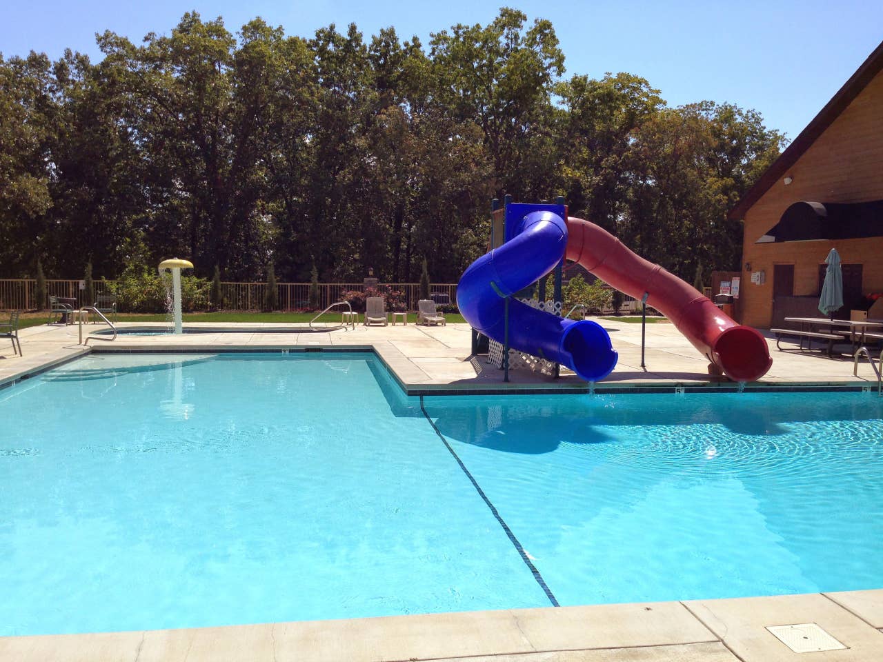 Great Onsite Pool!