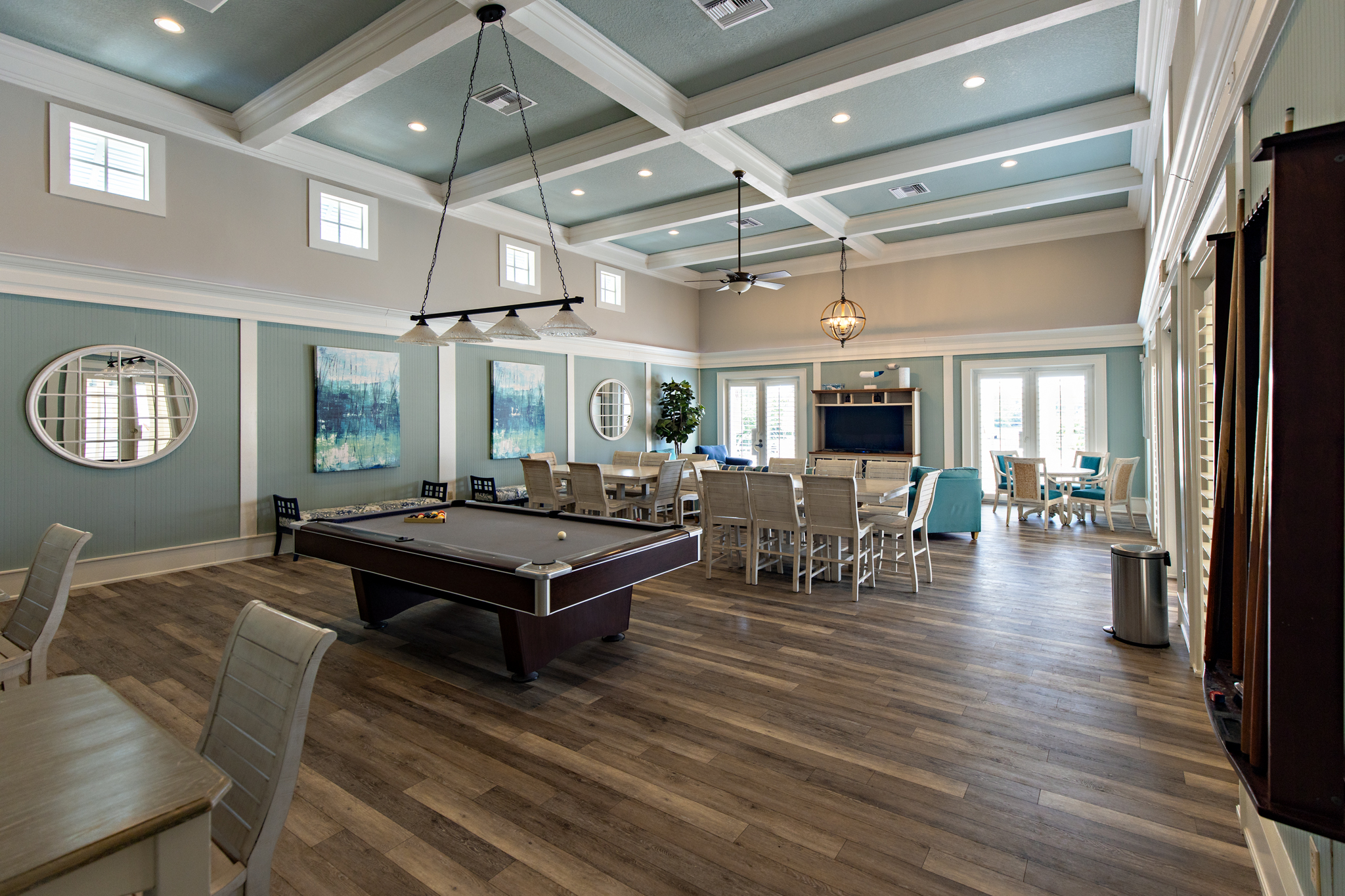 🎱🍹 Lounge, play, and relax—Cinnamon Beach style! This spacious clubhouse hangout is perfect for the whole crew, with a pool table, plenty of seating, and a laid-back coastal vibe for afternoons that turn into unforgettable nights. 🏖️✨
