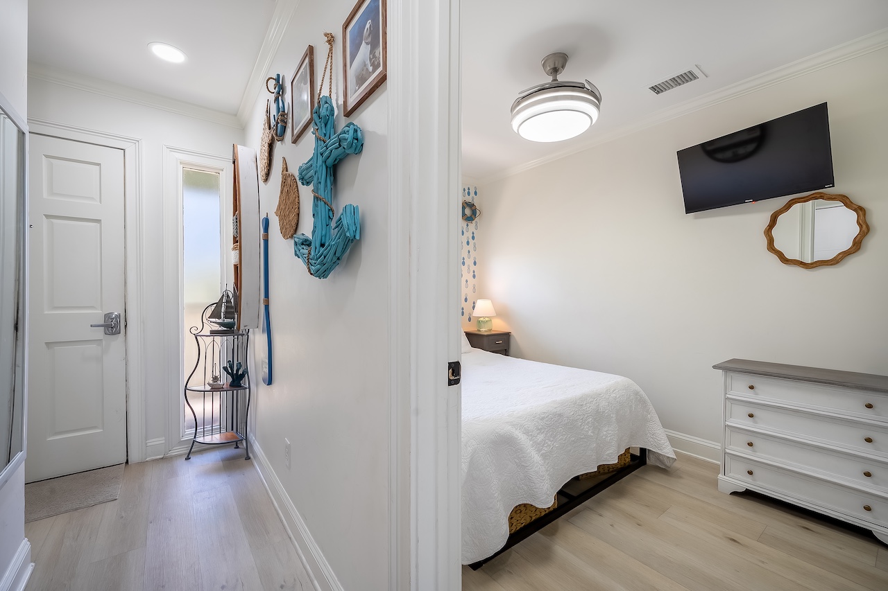 main hallway | Susu's Sea Cabin | 238C 1300 Ocean Blvd | Isle of Palms, SC | IOP Escapes