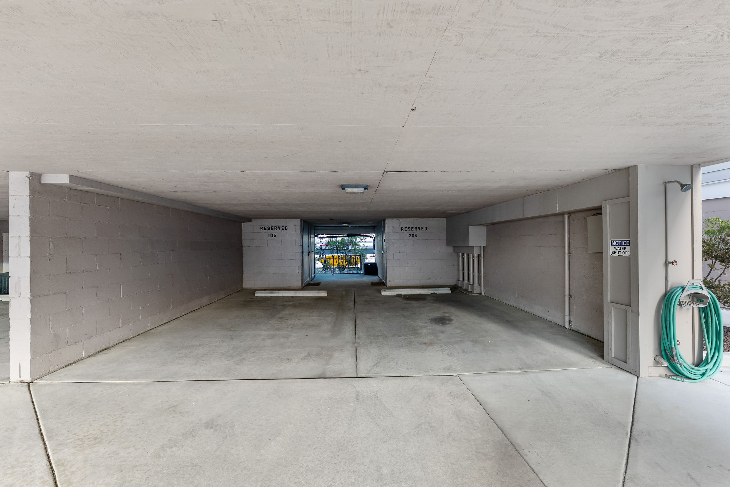 Assigned 1 Car Covered Parking For Unit