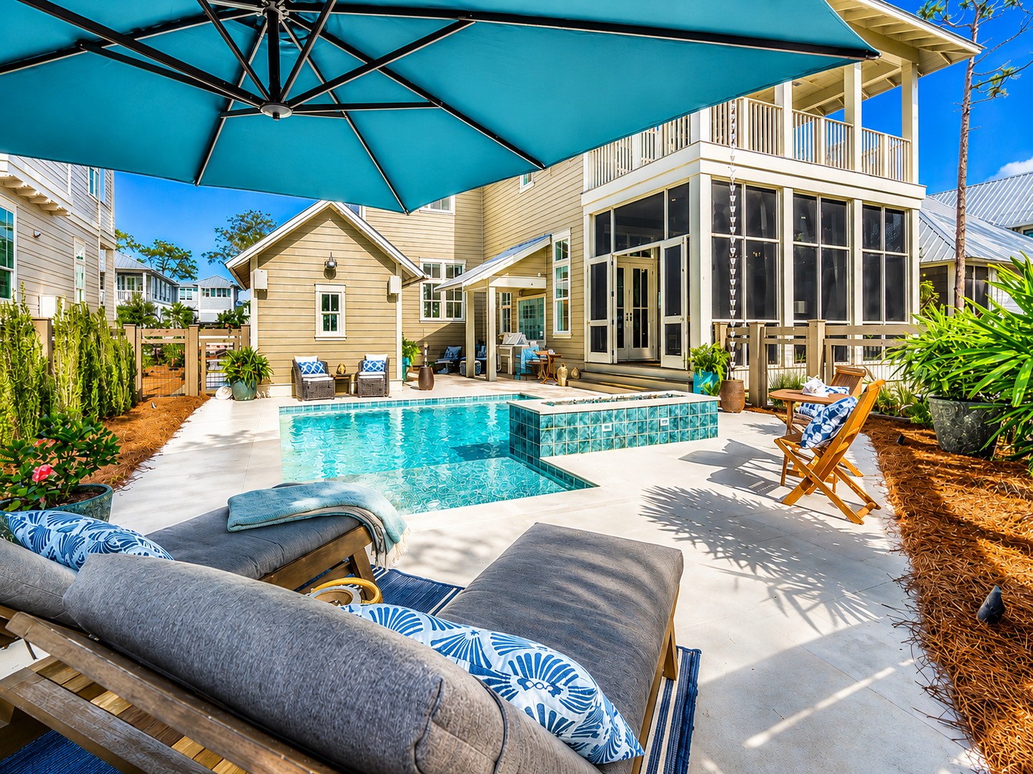 Resort Style Outdoor Living Around the Pool