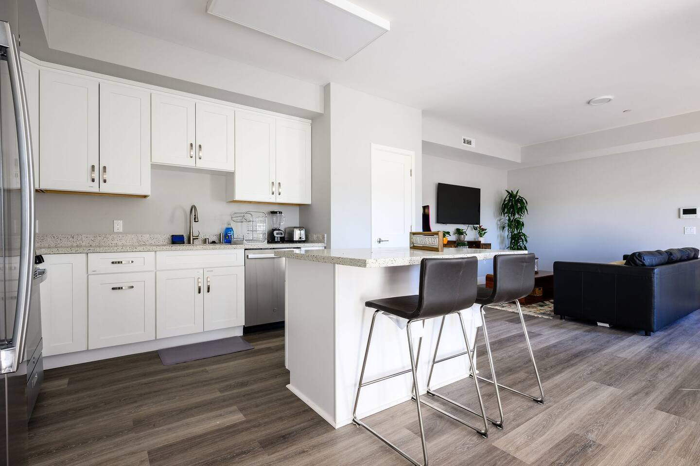 Kitchen island