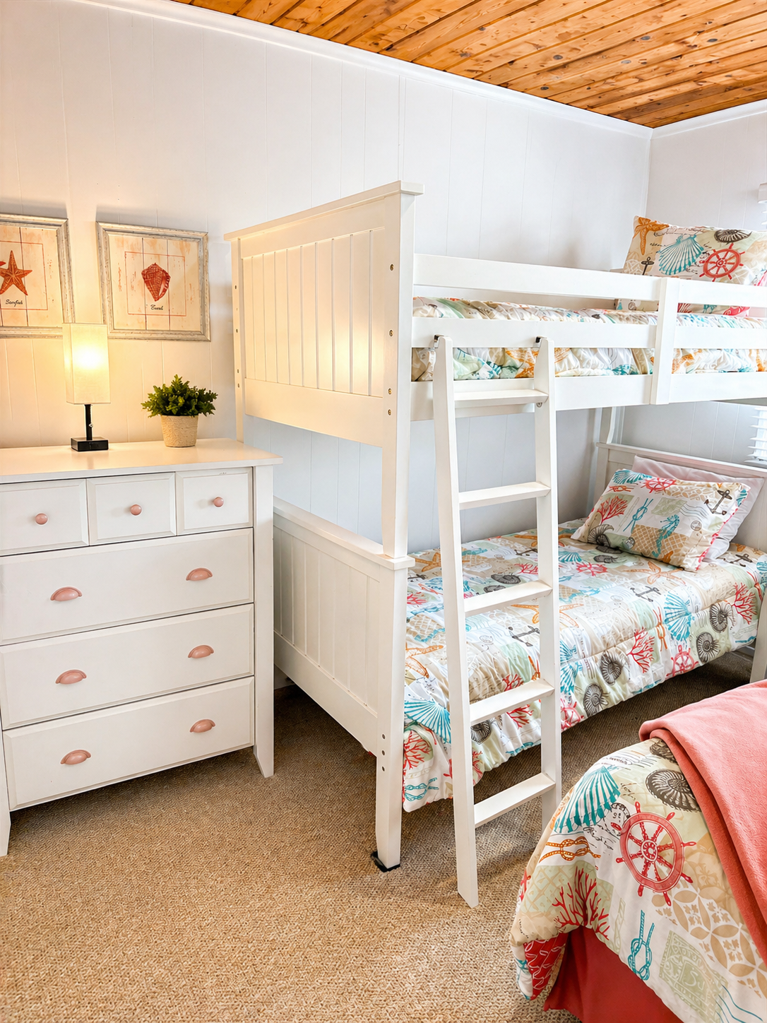 Bedroom 3, Twin bed and bunks