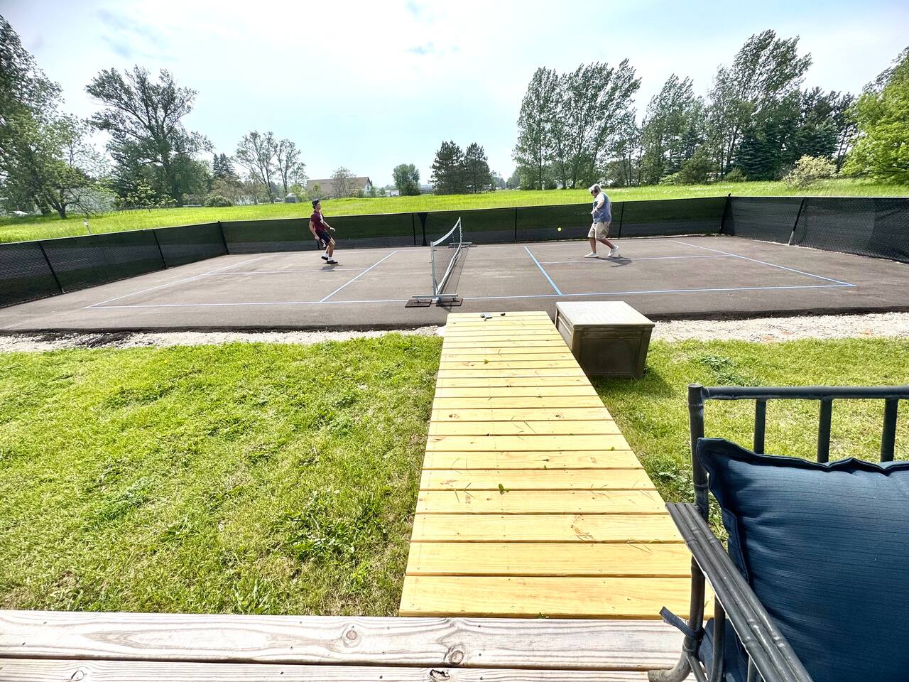 Brand new pickleball court on-site with viewing area!