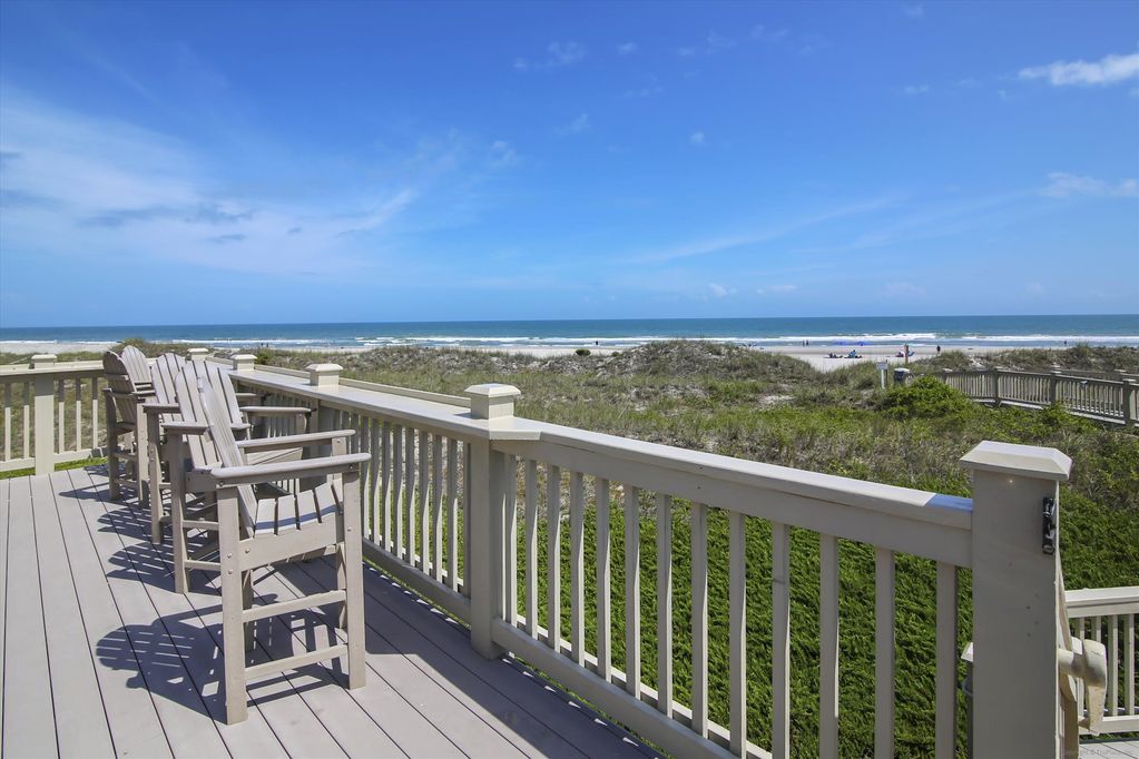 Oceanfront Beach Club