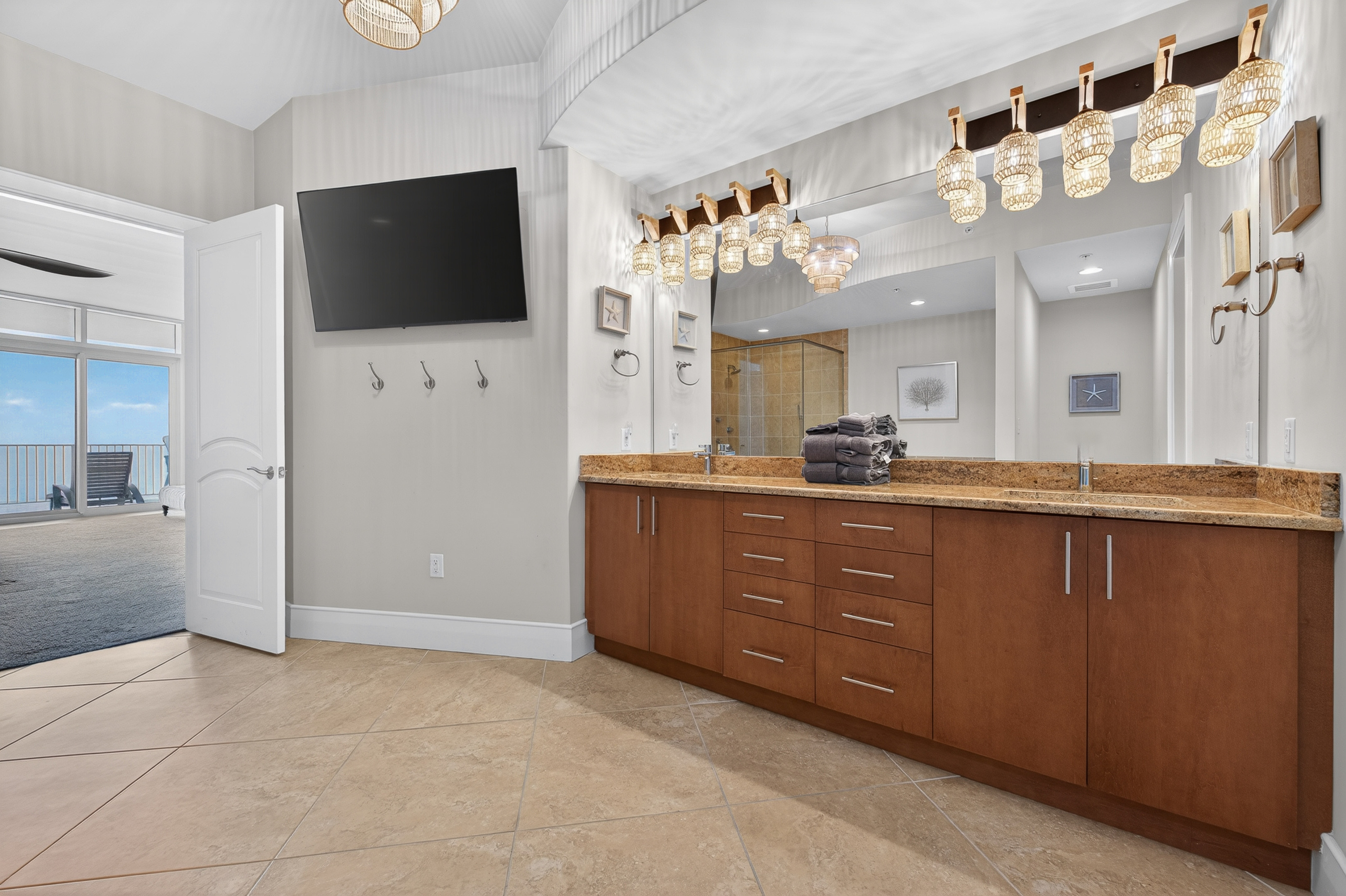 Master bathroom, shower, jetted jacuzzi tub