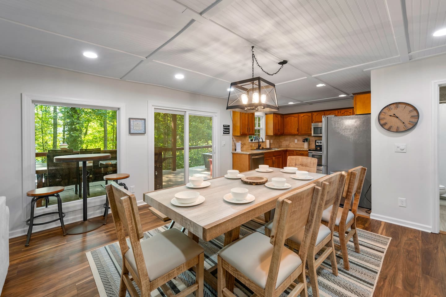 Plenty of seating at the dining room table