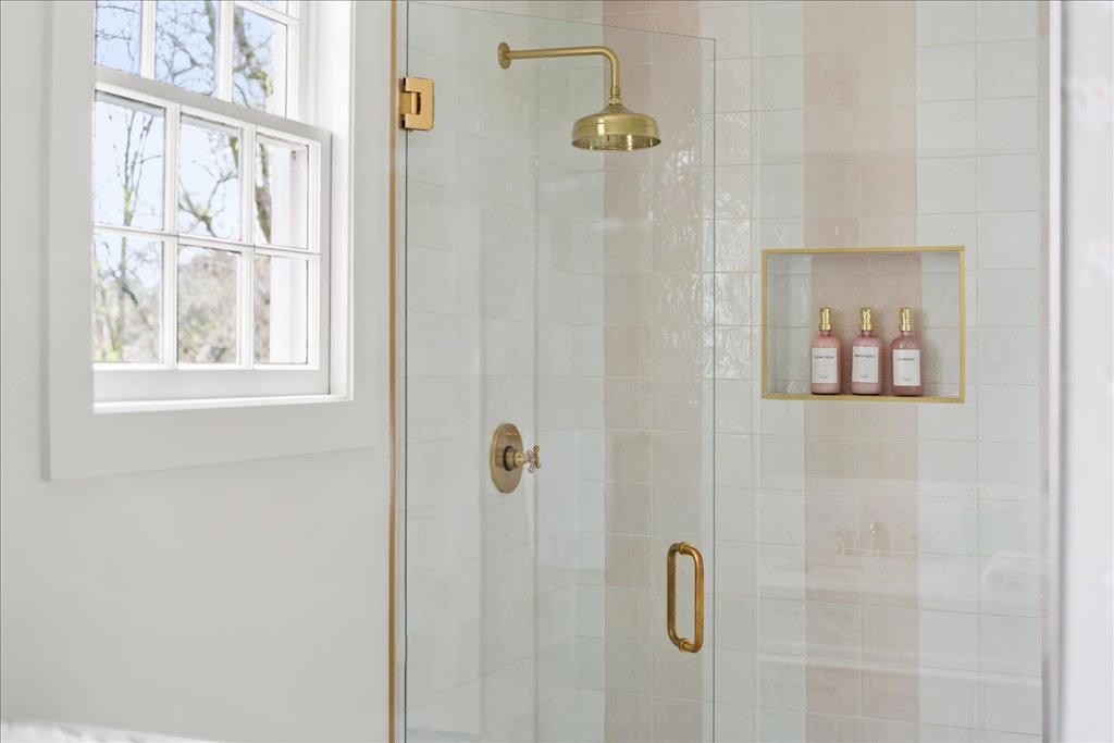 Shower Toiletries