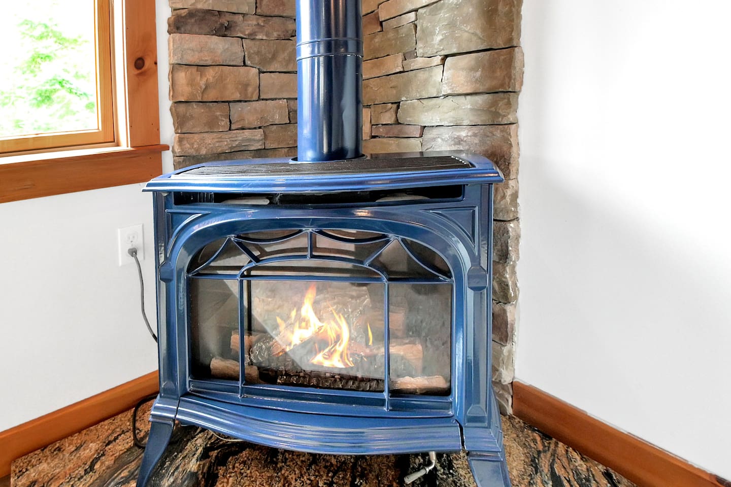 Cozy up next to the gas stove after a long day on the ski slopes or in the hot tub! 