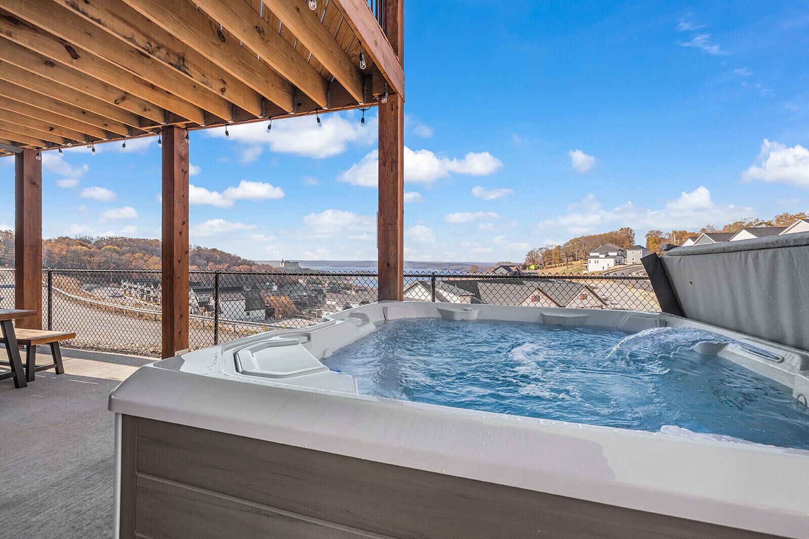 7 person hot tub with amazing lakeviews
