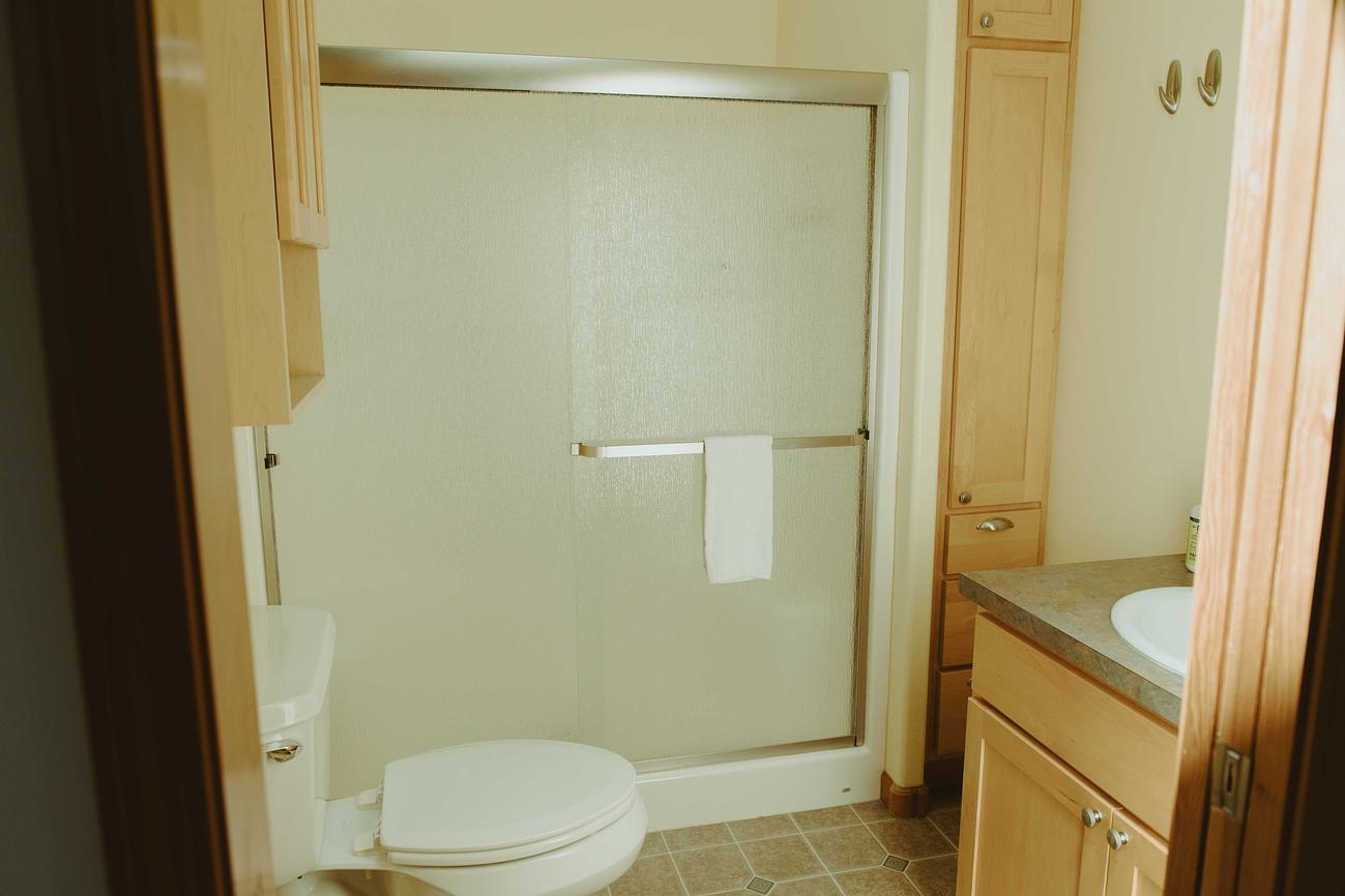 upstairs bath shower only