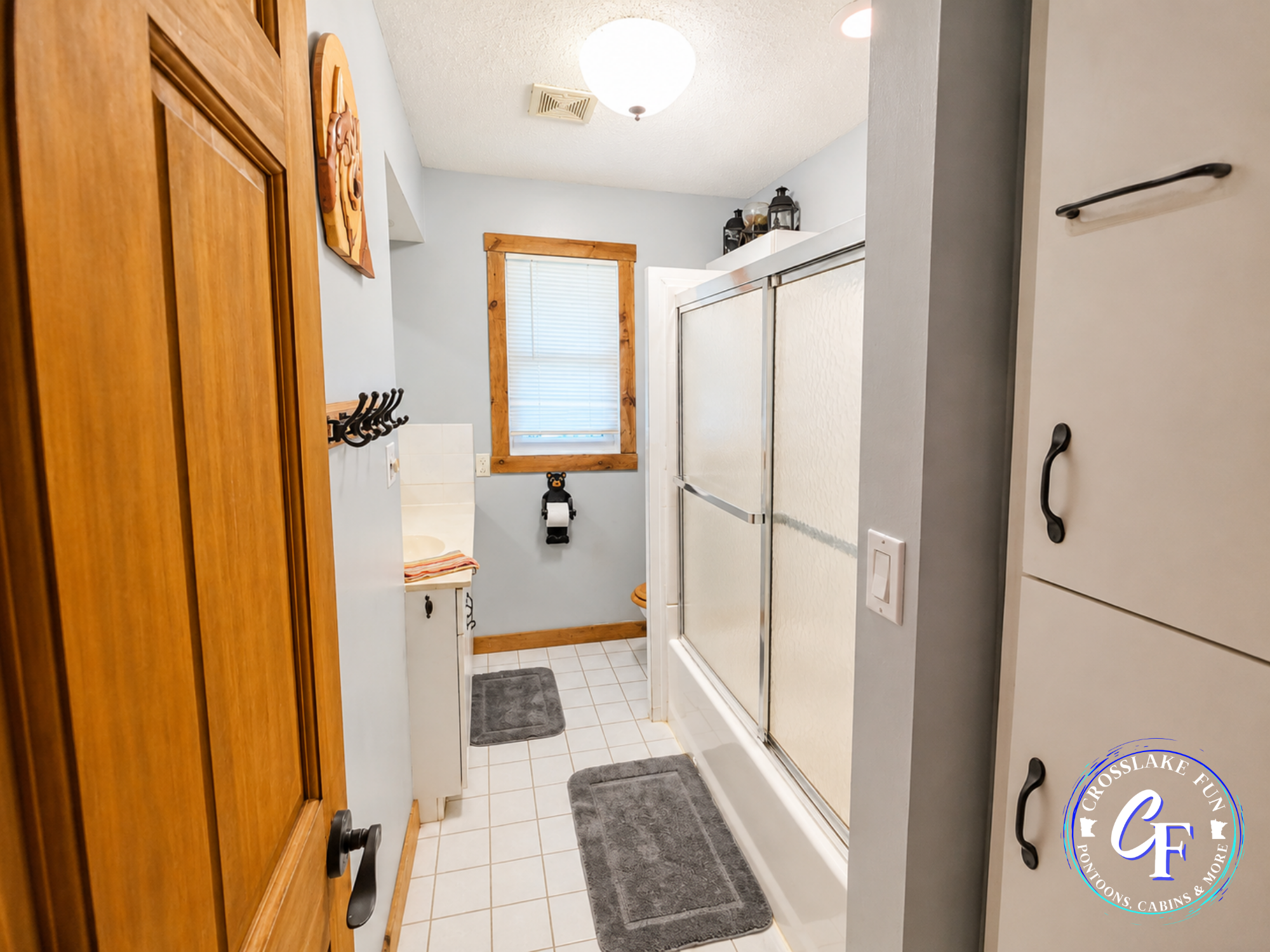 Main floor bathroom