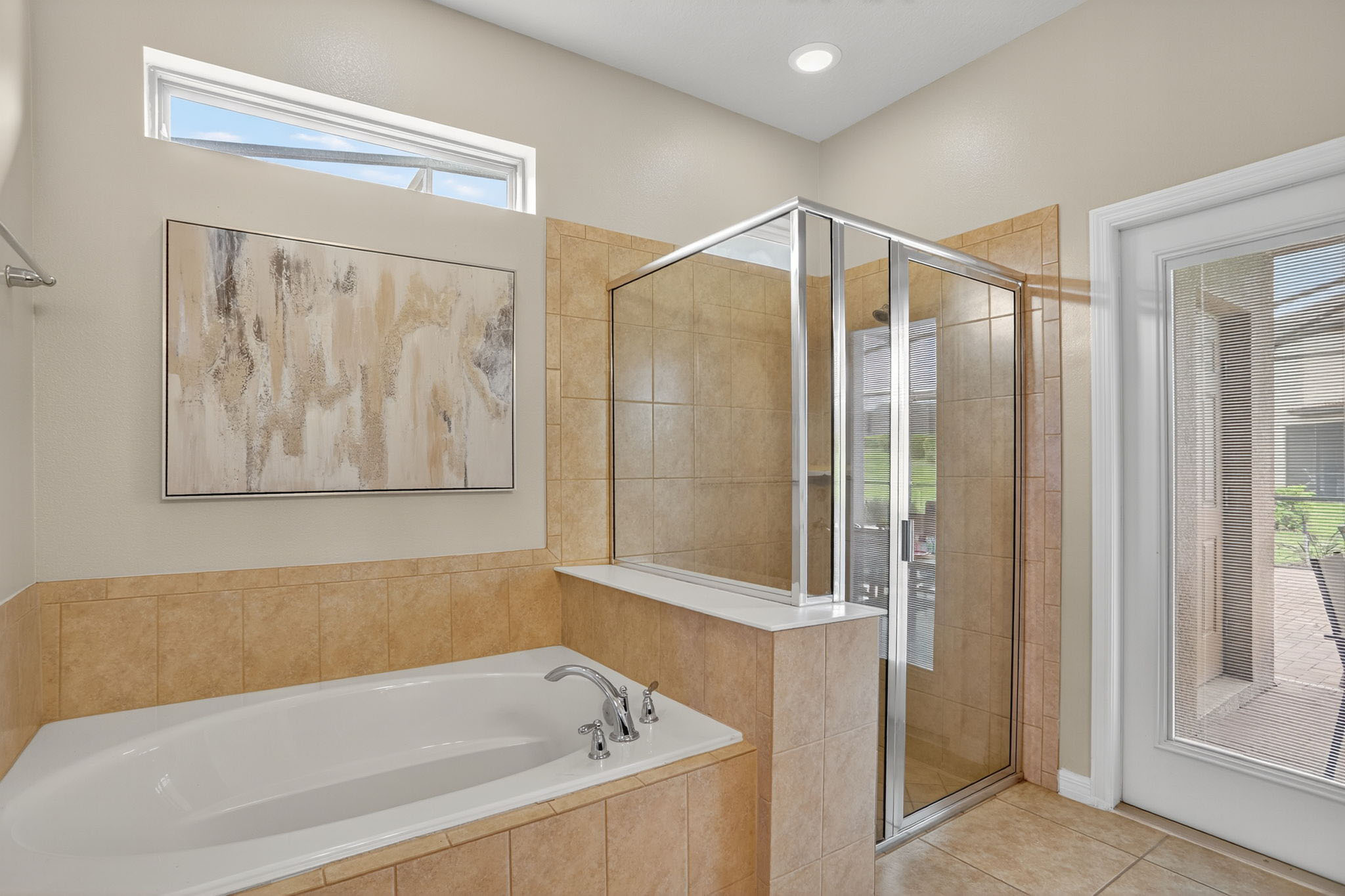 Bath Tub And Shower