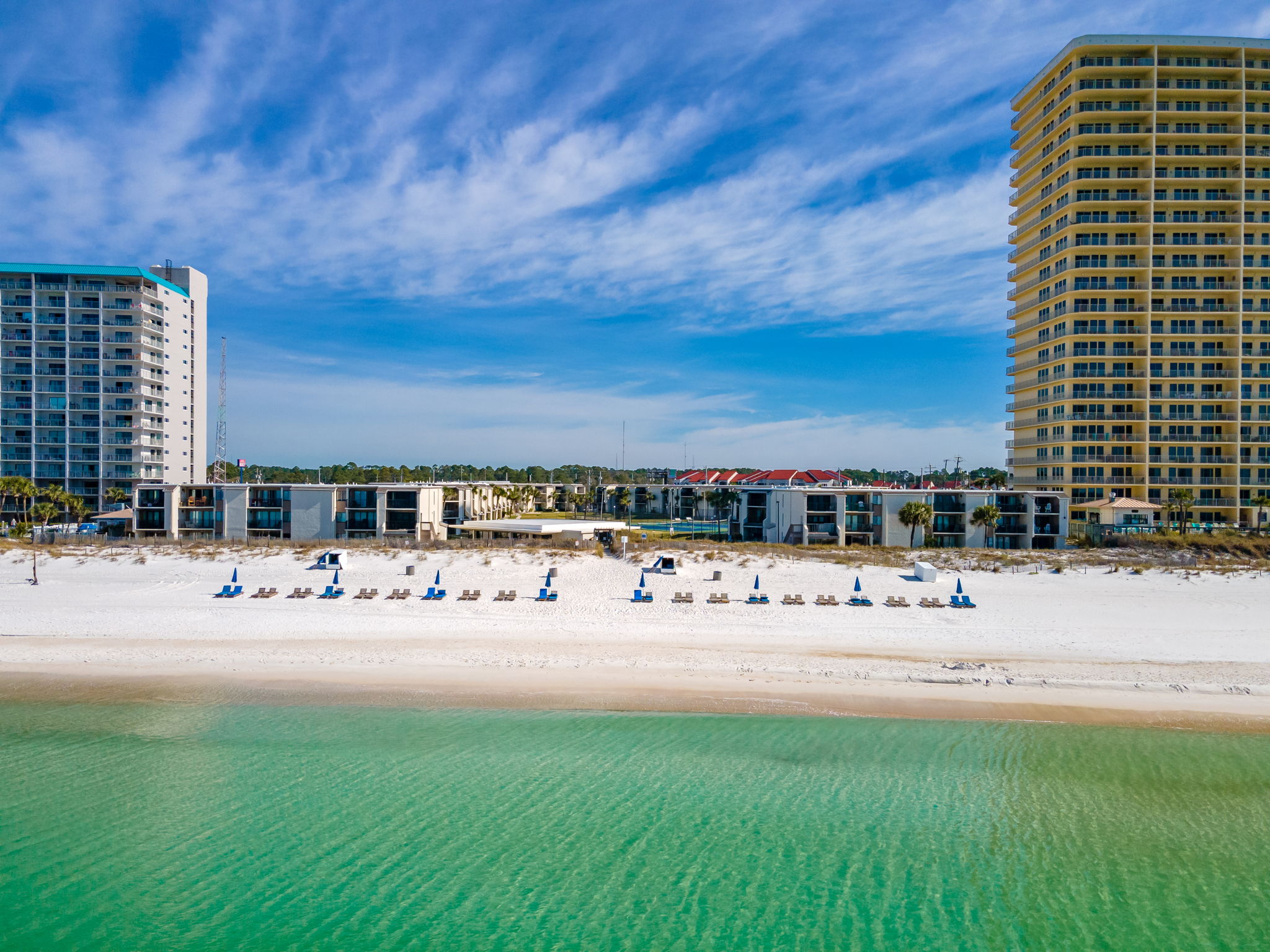 no crowds to fight on private complex beachfront