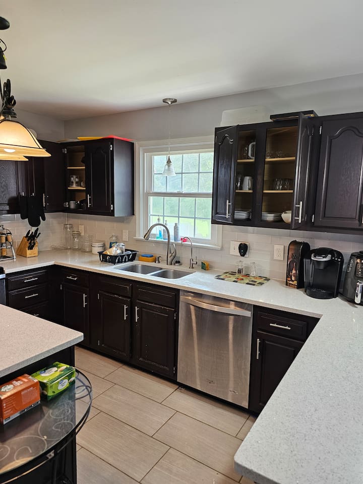 Fully electric stove dishwasher and refrigerator