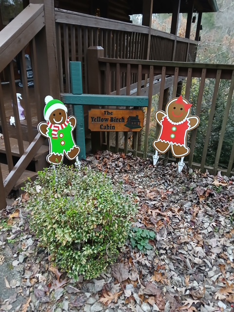 A few gingerbread people to welcome you at Christmas!