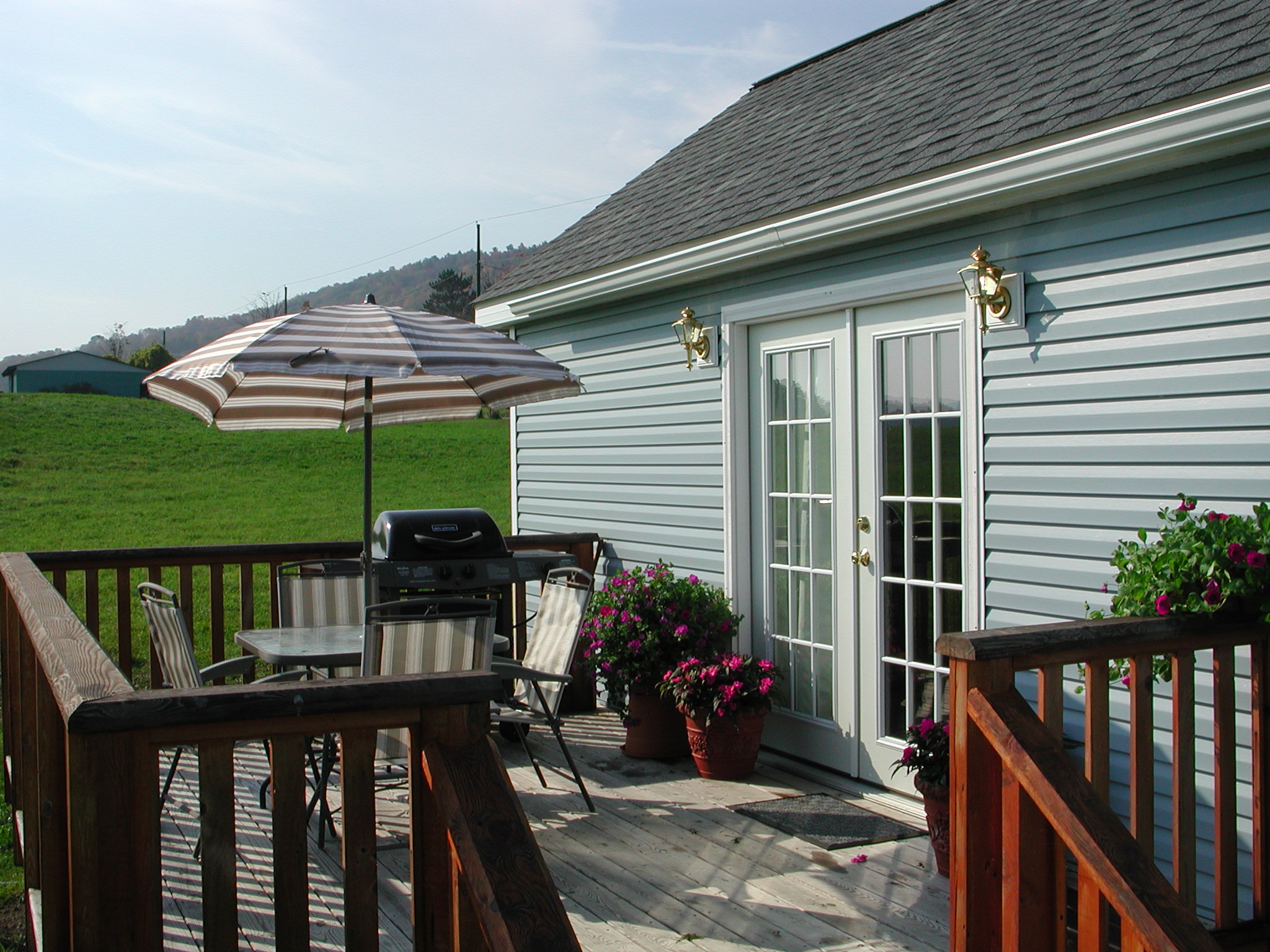 Rear deck for outside dining
