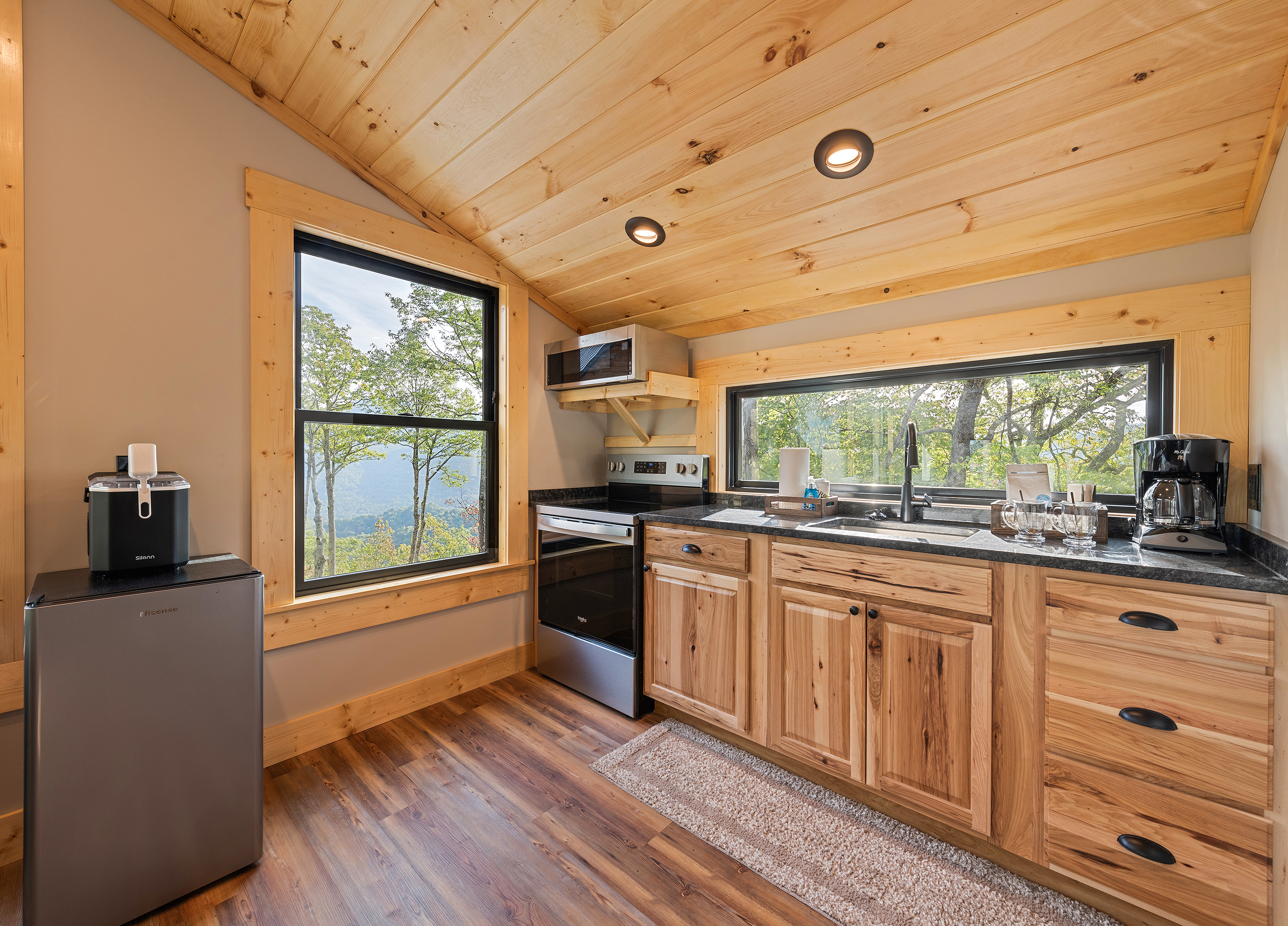 Garage Apartment Kitchen