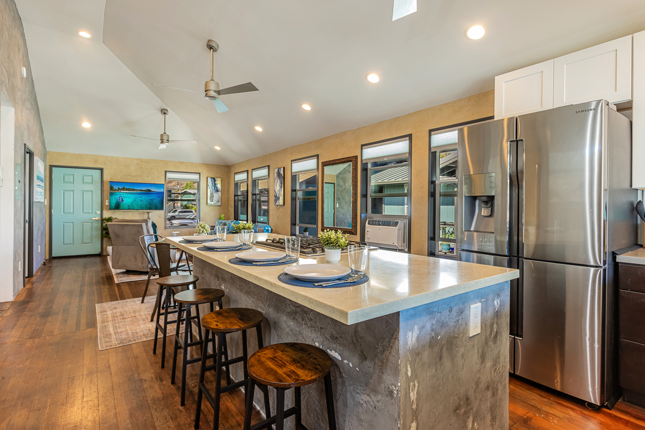 Seating at breakfast bar