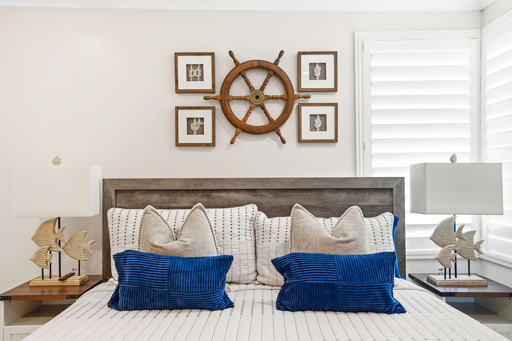 Rest easy in the coastal inspired Boathouse room.