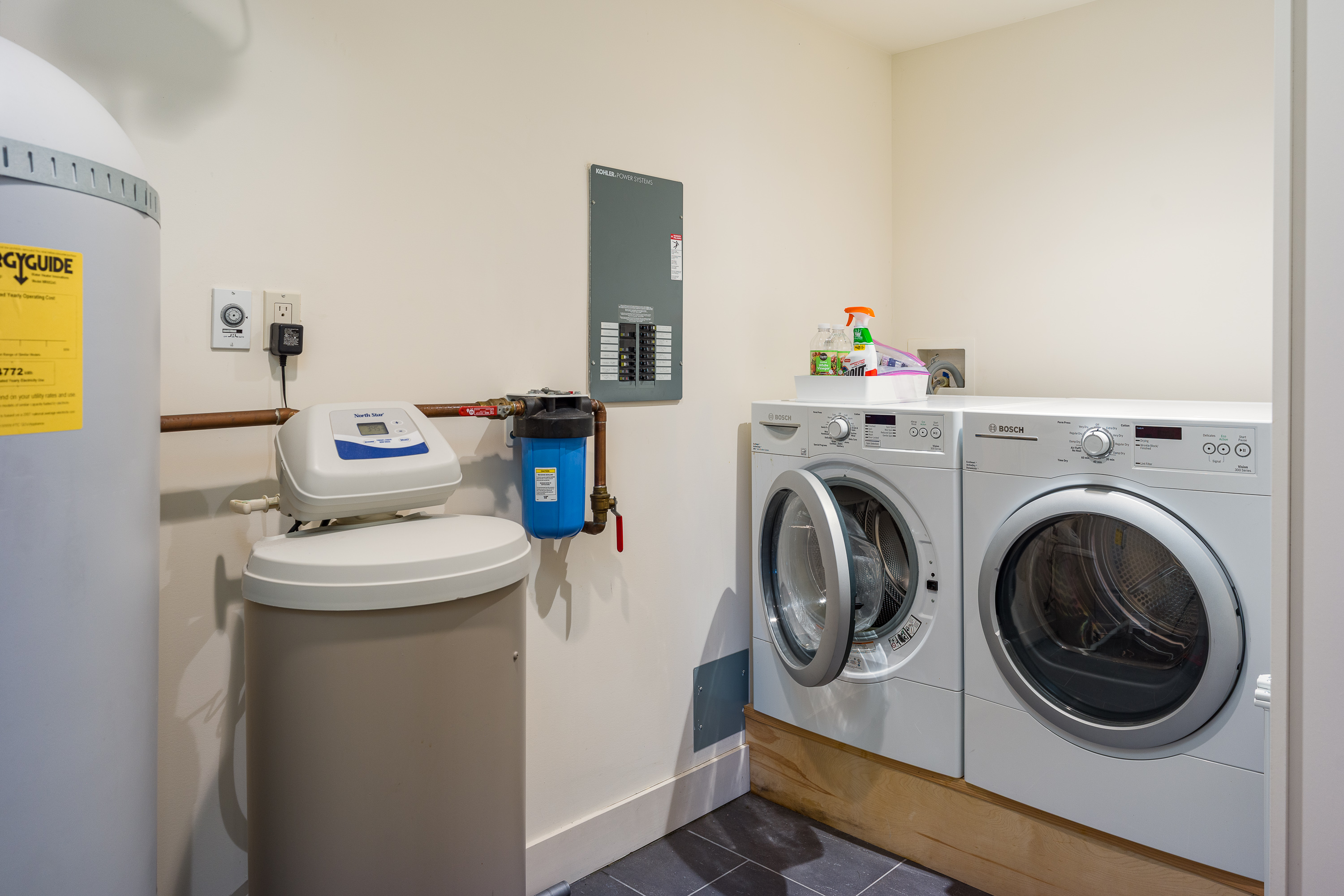 Thoughtful touches, including a private washer and dryer, allow you to pack light and is perfect for extended stays.