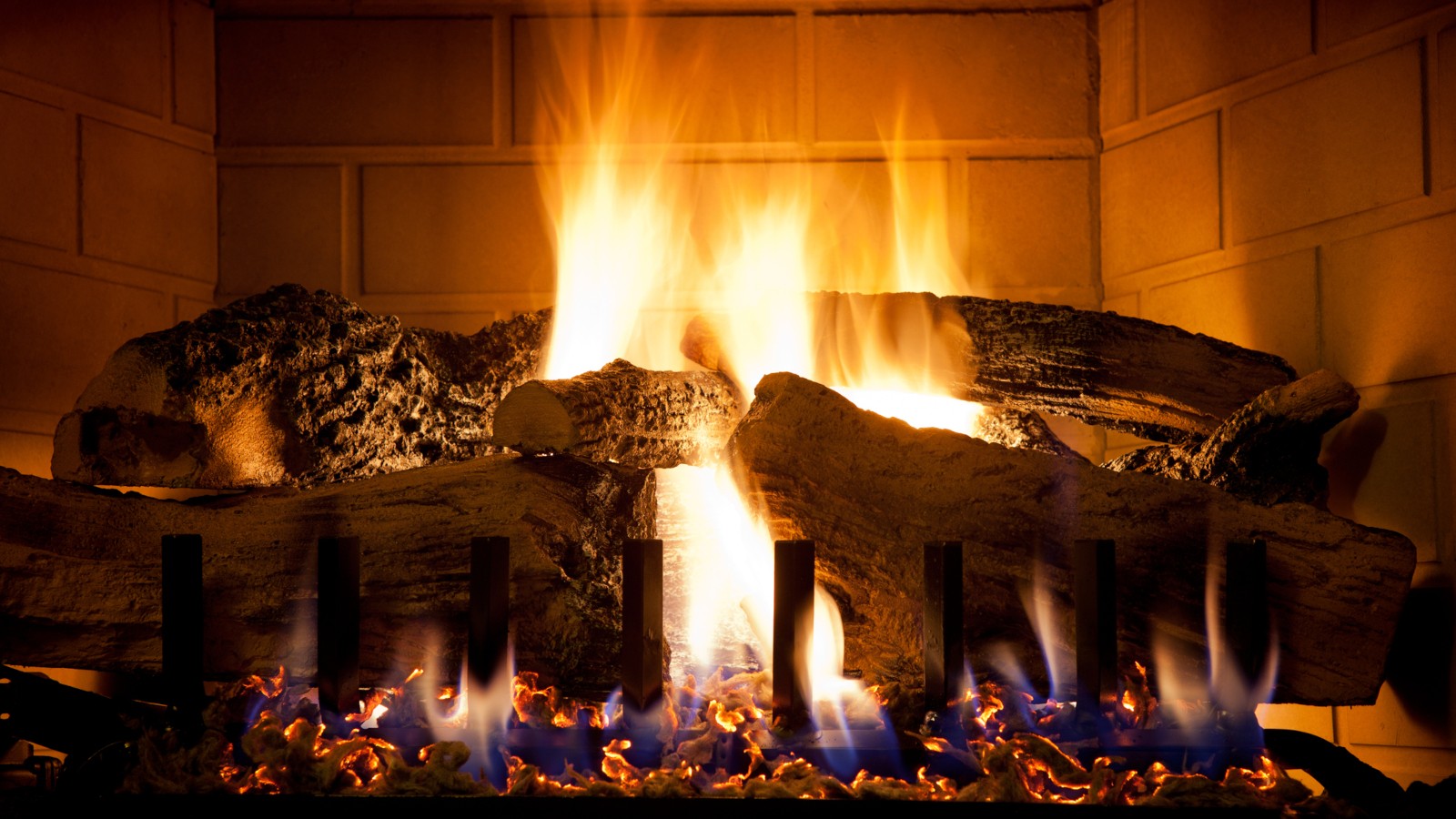 gas log fireplace