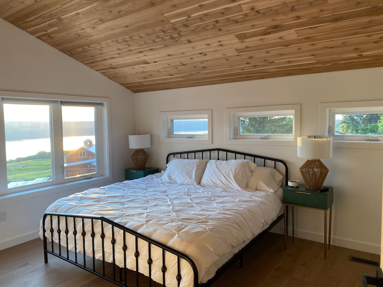 Primary bedroom with en suite bathroom