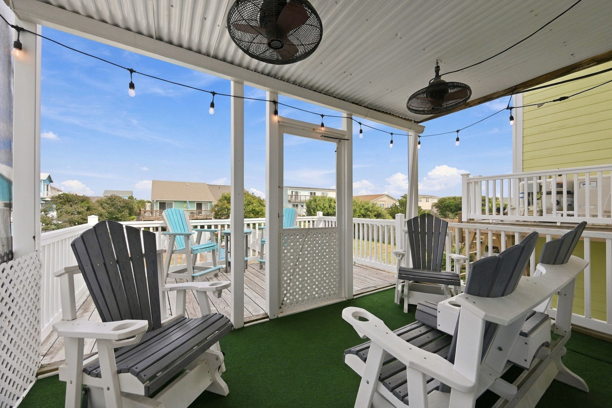 Enjoy the scenes in deck