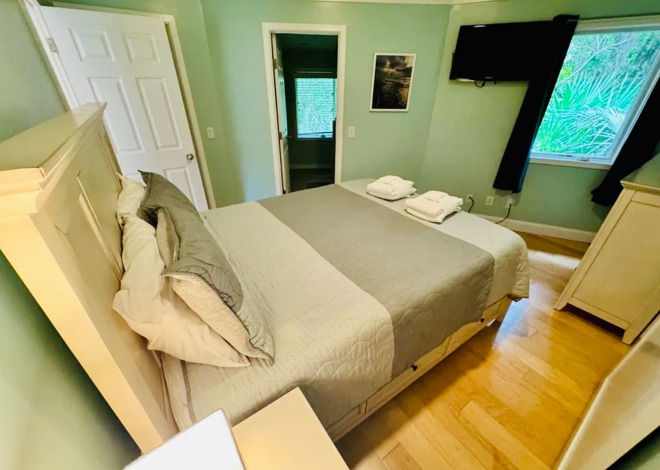 Bedroom with garden window