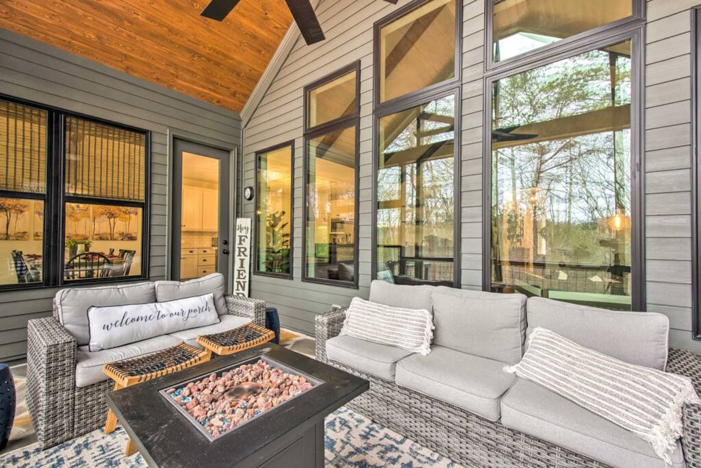 Screened Porch | Propane Fire table