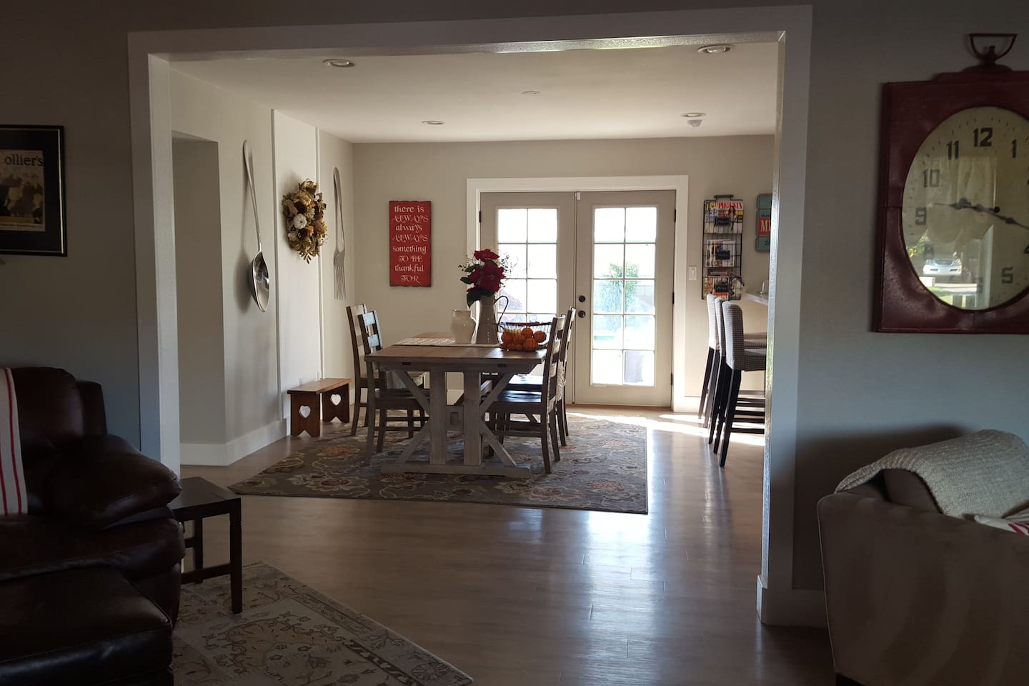 Cottage Dining
