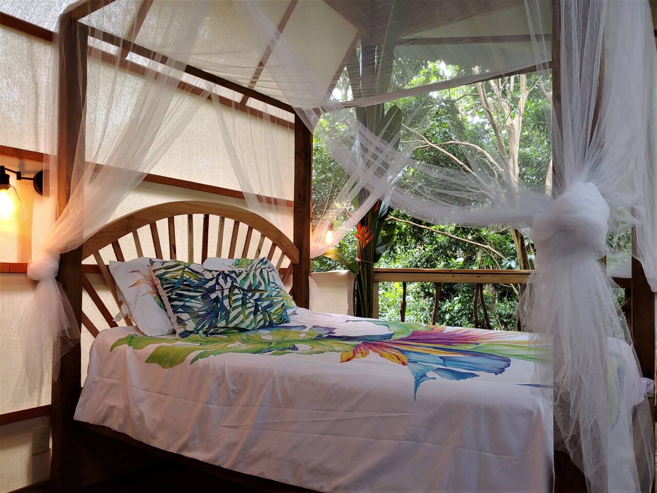 Sleep with the sounds of the jungle. 